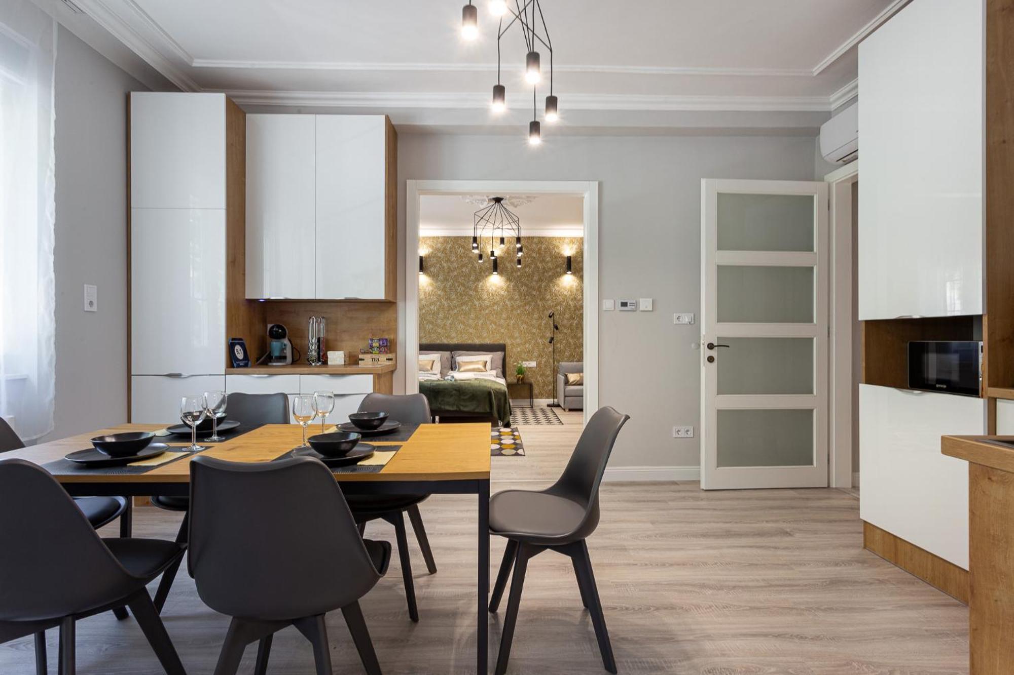 Buda Castle Serpentine Apartments — Photos 2